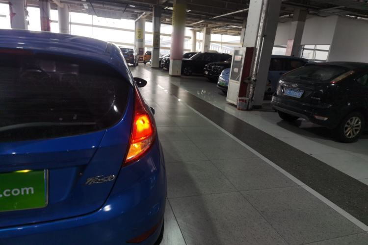 Used Ford Fiesta 2013 Hatchback 1.5L Manual Fashion Edition