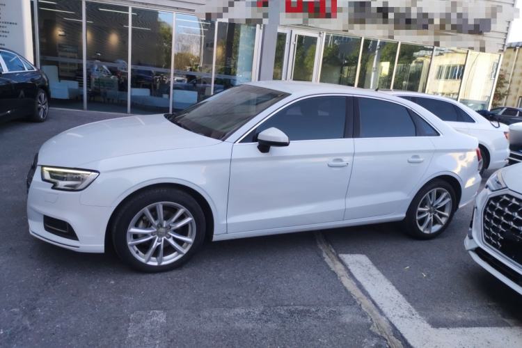 Used Audi A3 2019 Limousine 35 TFSI Ambition China V
