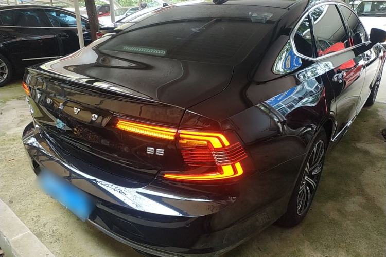 Used Volvo S90 2021 B5 Zhiyuan Luxury Edition
