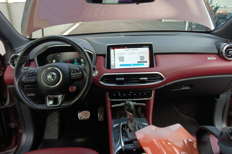 Used MG HS 2018 30T Automatic Two-Wheel Drive Trophy Edition—High-Octane V-Model
