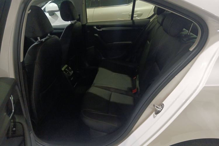 Used Skoda Octavia 2021 1.5L Automatic Comfort Edition
