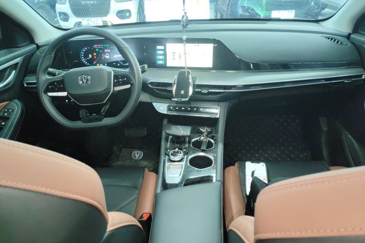 Used Changan Eado 2024 PLUS Blue Whale NE 1.4T GDI DCT High-Energy Edition