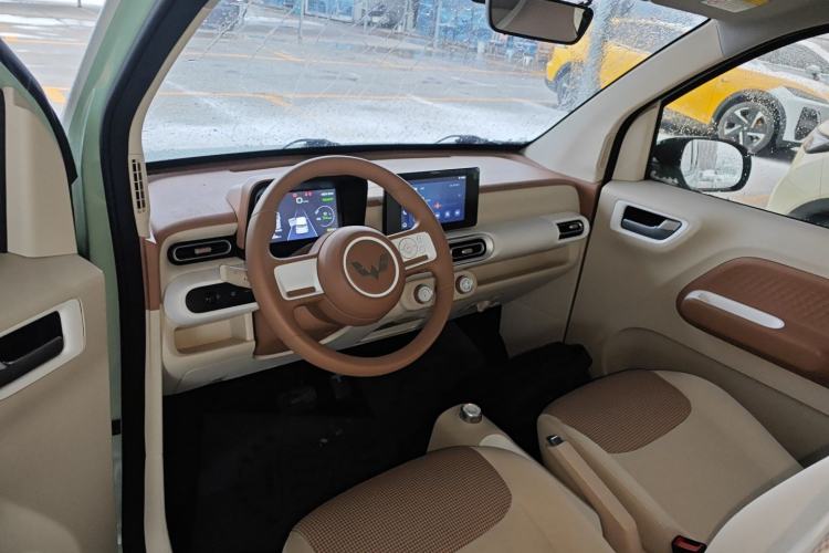 Used Wuling Hongguang MINIEV 2024 3rd Generation 215km Advanced Version