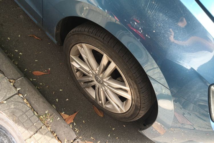 Used Volkswagen Golf Sportsvan 2016 230TSI Automatic Luxury Version
