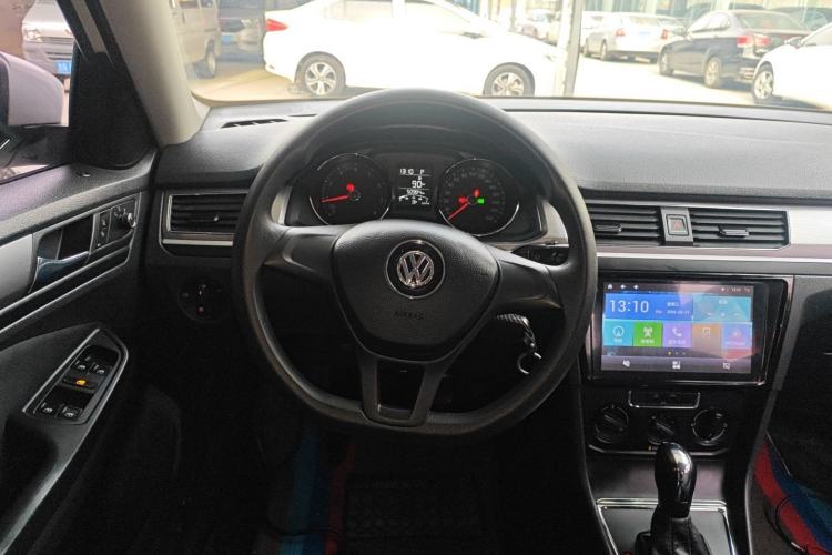 Used Volkswagen Bora 2017 1.6L Automatic Fashion Model
