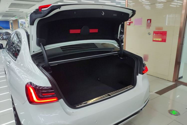 Used BMW 7 Series 2019 Restyled 740Li Leading Luxury Package
