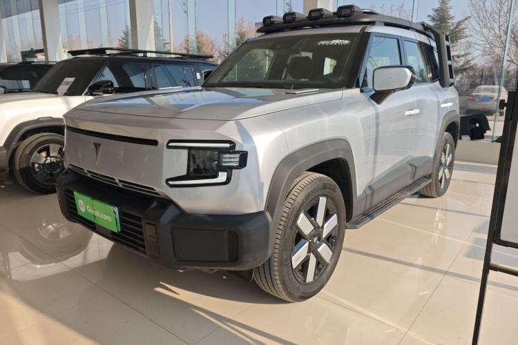 Used Deepal G318 2024 Four-Wheel-Drive Air Suspension Model