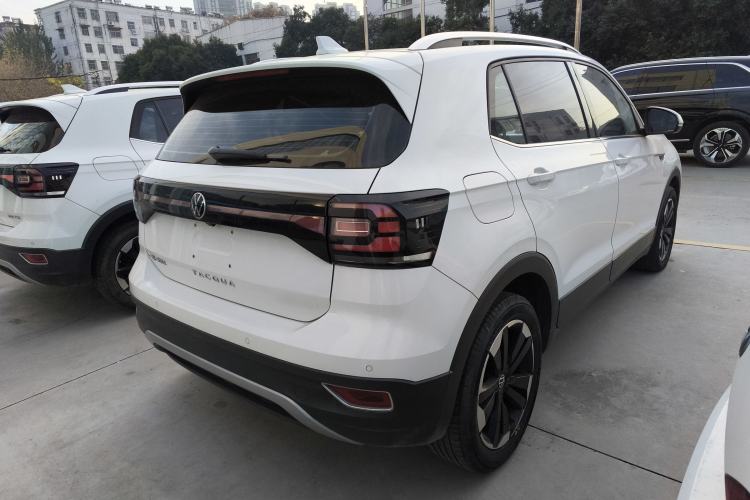 Used Volkswagen Tacqua 2021 200TSI DSG JoyConnect Edition