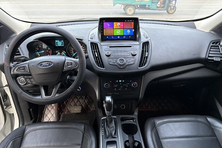 Used Ford Kuga 2018 EcoBoost 180 Two-Wheel-Drive Platinum Edition
