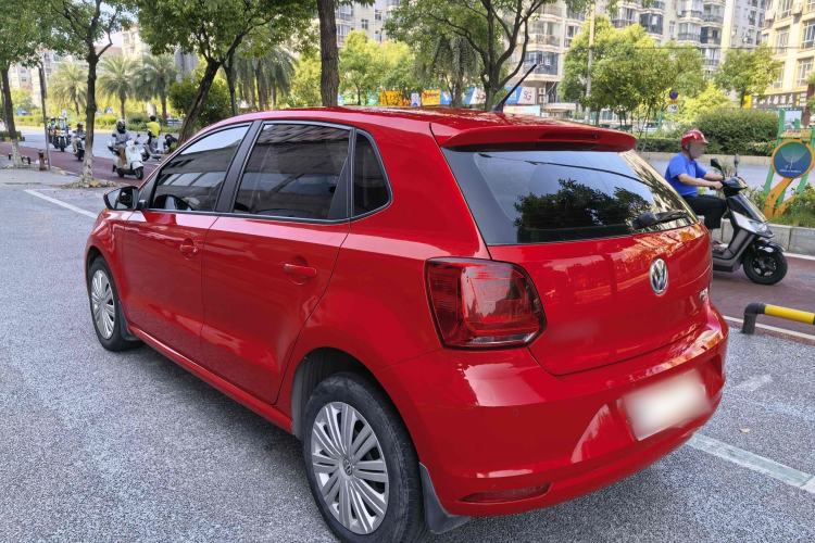 Used Volkswagen Polo 2016 1.6L Automatic Comfort Model
