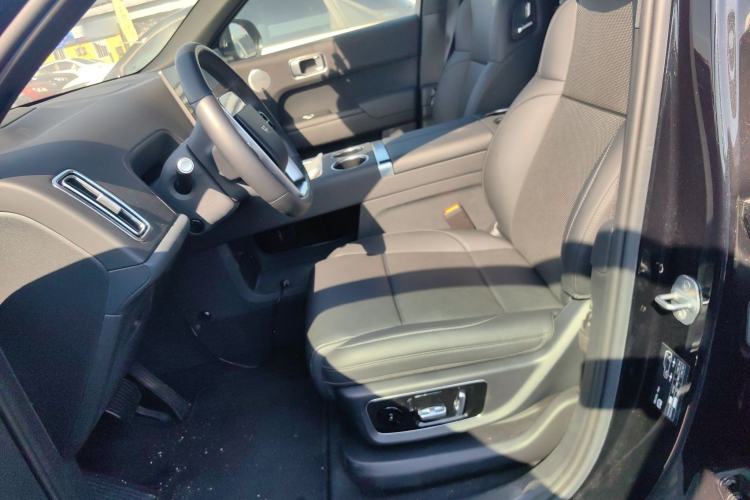 Used Li Auto L8 2024 Max
