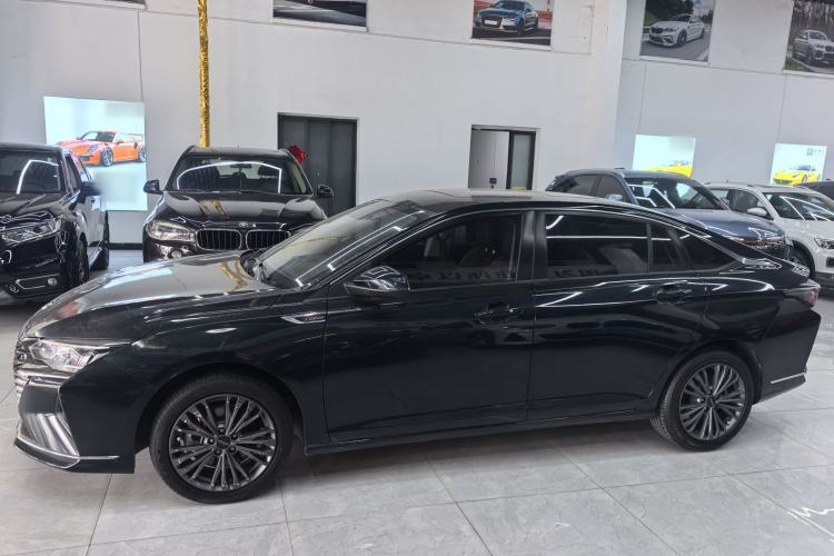 Used Dongfeng Aeolus Yixuan MAX 2023 1.5T Super-Powered Dad Edition
