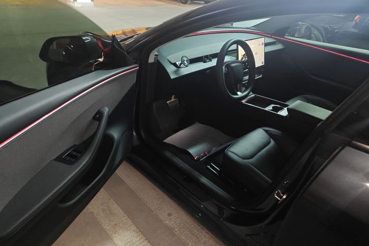 Used Tesla Model 3 2023 Rear-Wheel-Drive Version
