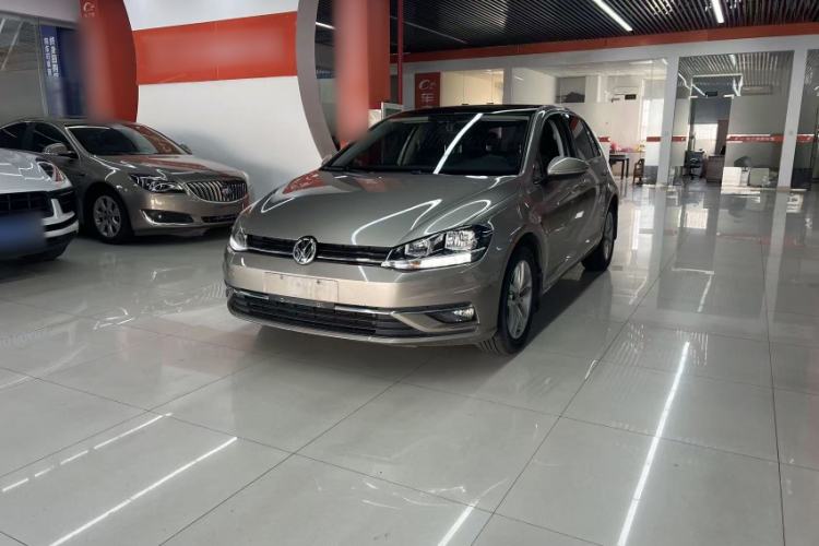 Used Volkswagen Golf 2018 230TSI Automatic Comfort Model
