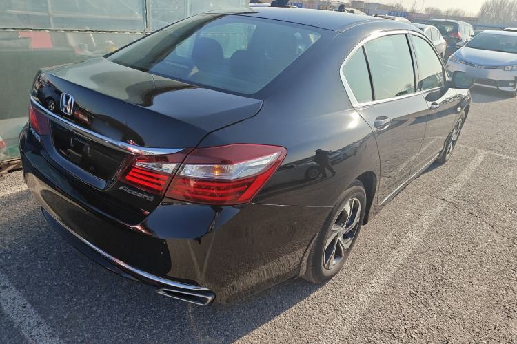 Used Honda Accord 2016 2.0L Comfort Edition

