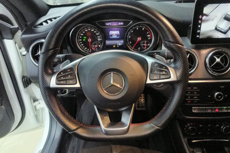 Used Mercedes-Benz CLA 2018 CLA 220 4MATIC
