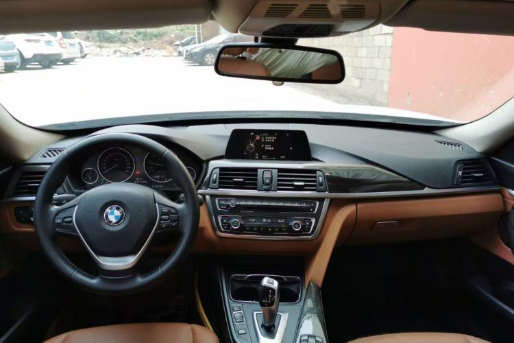 Used BMW 3 Series GT 2016 320i Design Package Edition