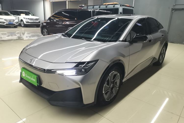 Used Toyota bZ3 2023 517 km Elite PRO
