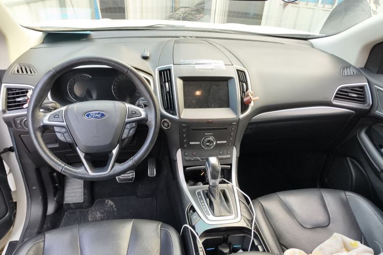 Used Ford Edge 2016 EcoBoost 245 Four-Wheel Drive Titanium 7-Seater
