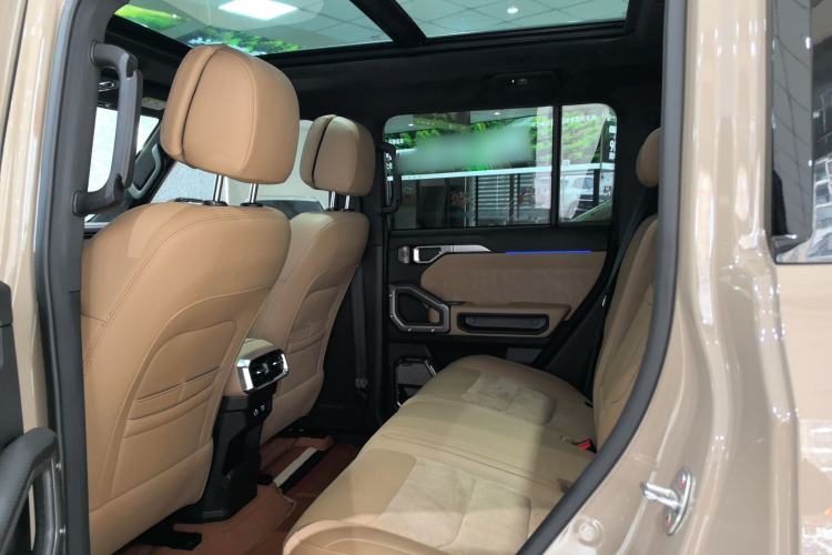 Used JETOUR Traveler 2023 2.0T All-Wheel Drive CrossPRO+
