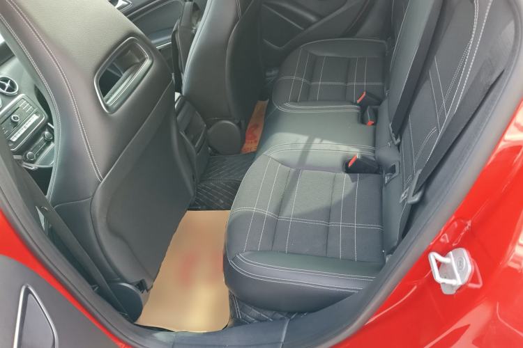 Used Mercedes-Benz A-Class 2016 A 200 Fashion Model
