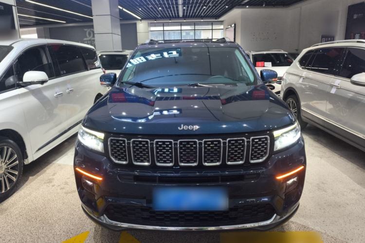 Used  Grand Commander 2022 2.0T Four-Wheel Drive Luxury Edition