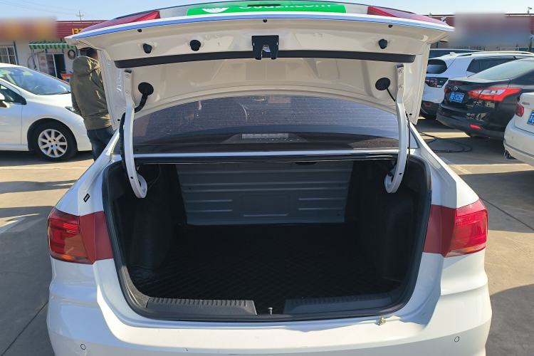 Used Volkswagen Santana 2016 1.6L Automatic Comfort Edition
