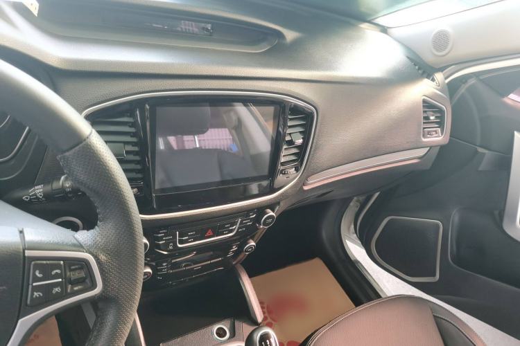 Used Geely Auto Vision X6 2016 1.8L Manual Luxury Edition
