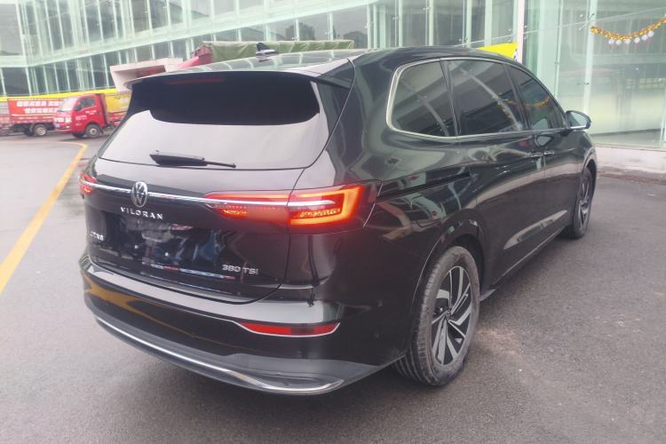 Used Volkswagen Viloran 2022 380TSI Luxury Edition