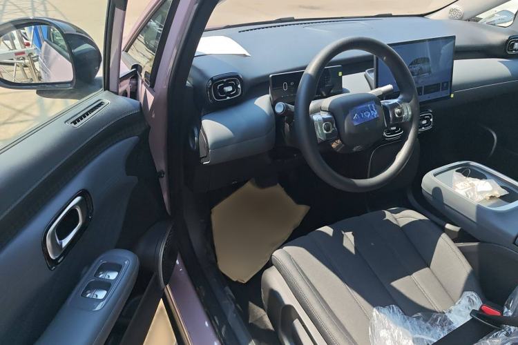 Used AION UT 2025 330 Starlight Edition
