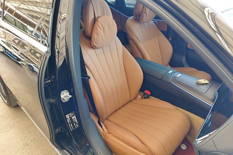 Used Mercedes-Benz E-Class 2025 Facelift E 300 L Luxury Edition
