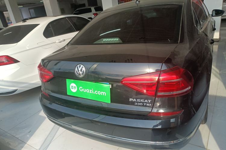 Used Volkswagen Passat 2017 330TSI DSG Luxury Edition