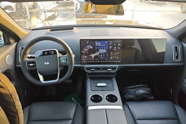 Used Li Auto L9 2024 Ultra Model
