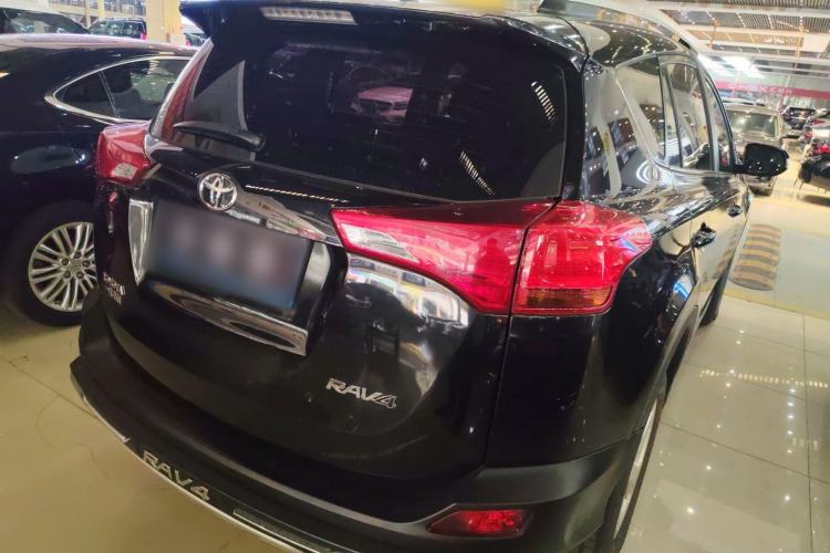 Used Toyota RAV4 2013 2.0L CVT Two-Wheel Drive Urban Edition