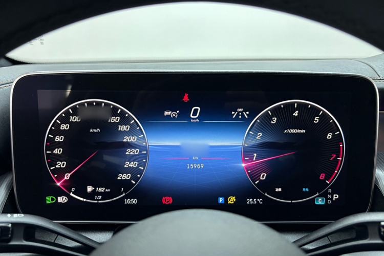 Used Mercedes-Benz GLC 2023 GLC 260 L 4MATIC Luxury 7-Seater
