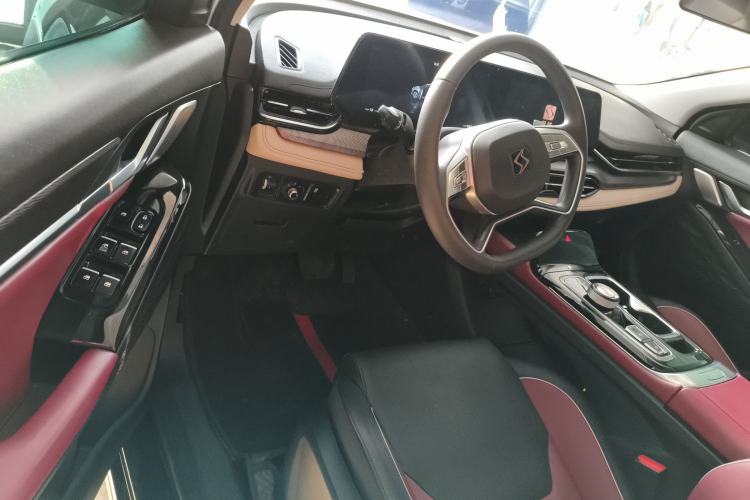 Used SOL QX 2022 300T DCT Moon Exploration Edition
