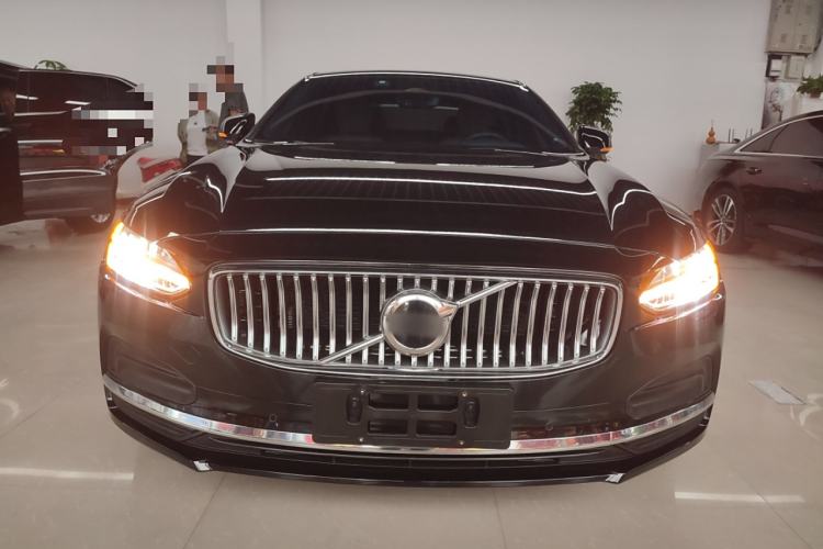 Used Volvo S90 2022 B5 Zhiyi Luxury Edition
