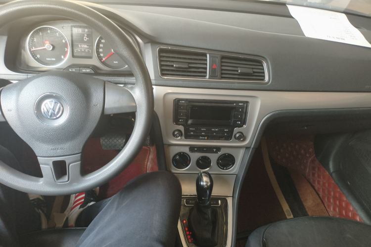 Used Volkswagen Gran Lavida 2013 1.6L Automatic Comfort Model
