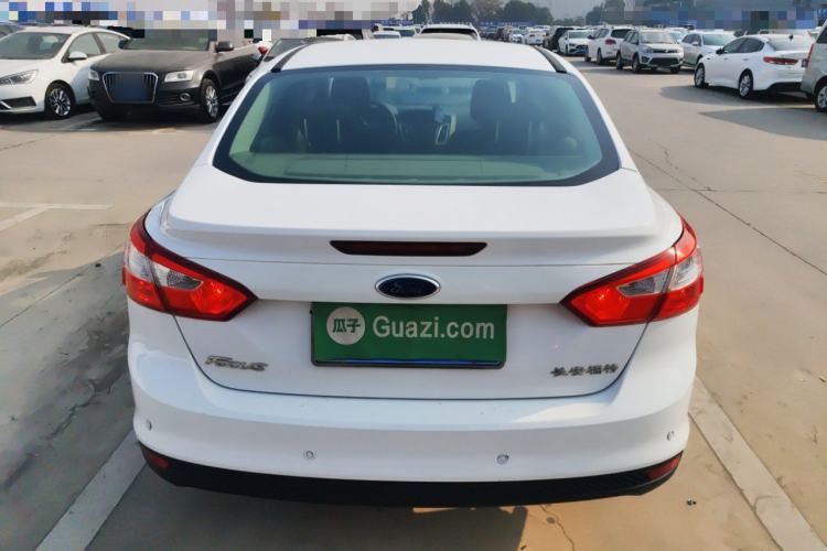 Used Ford Focus 2012 Sedan 1.6L Automatic Comfort Model
