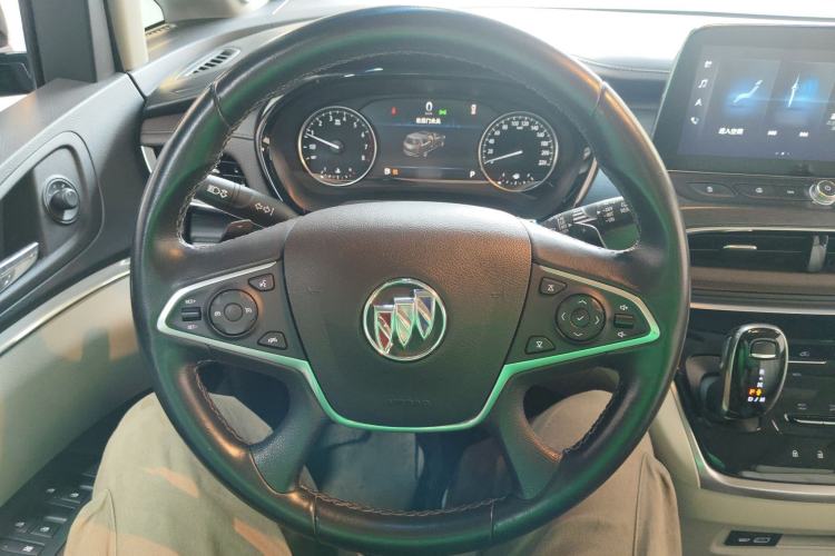 Used Buick GL8 2021 Land Cruiser Executive Class 652T Luxury Model
