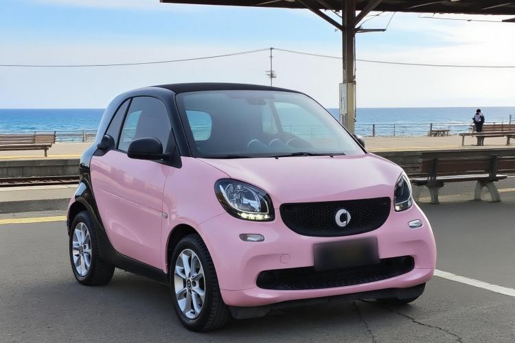 Used  fortwo 2015 1.0L 52 kW hardtop Dynamic version
