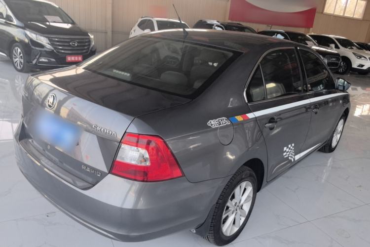 Used Skoda Rapid 2015 1.6L Manual Smart Selection Model
