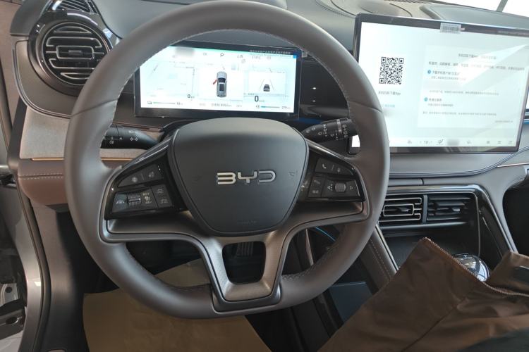 Used BYD Frigate 07 2024 Honor Edition DM-p 175KM All-Wheel-Drive Flagship Model
