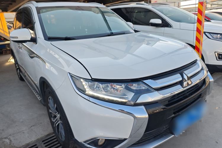 Used Mitsubishi Outlander 2018 2.4L 4x4 Elite Edition 5 Seats