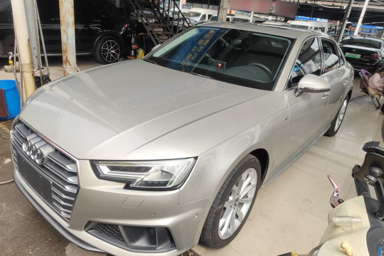 Used Audi A4L 2019 40 TFSI Fashion Edition China VI Emission Standard
