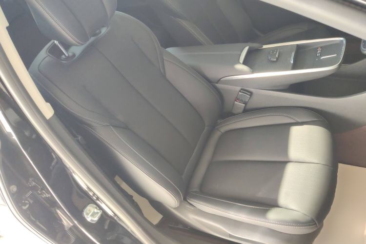 Used Buick LaCrosse 2025 28T Platinum Edition
