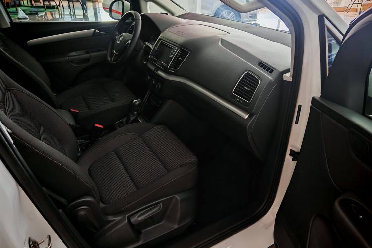 Used Volkswagen Sharan 2018 380TSI Comfort Edition 7-Seater
