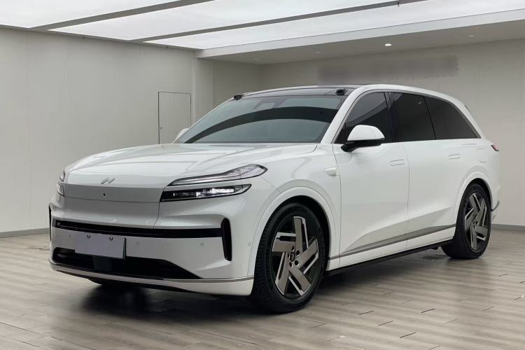 Used ONVO Luxeed L90 2025 Model—Ultra Six-Seater Version