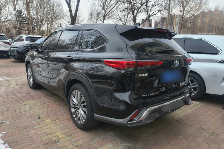 Used Toyota Highlander 2023 2.5L Smart Electric Hybrid Dual-Motor All-Wheel-Drive Luxury 7-Seater