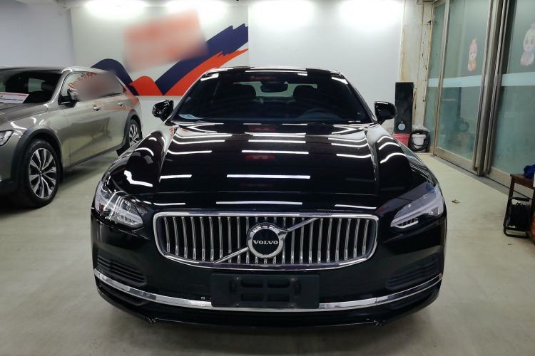 Used Volvo S90 New Energy 2023 T8 Plug-in Hybrid All-Wheel Drive Long-Range Zhiyi Luxury Edition
